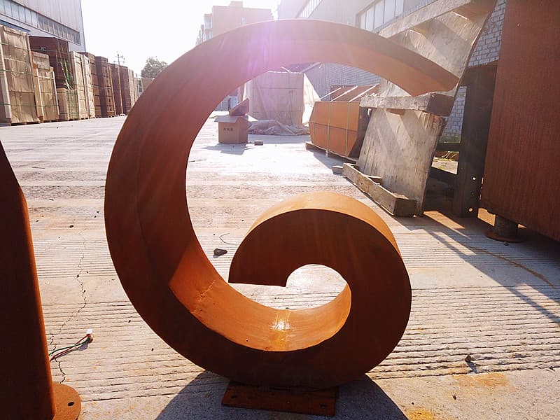 The Beauty and Elegance of Corten Steel Water Features